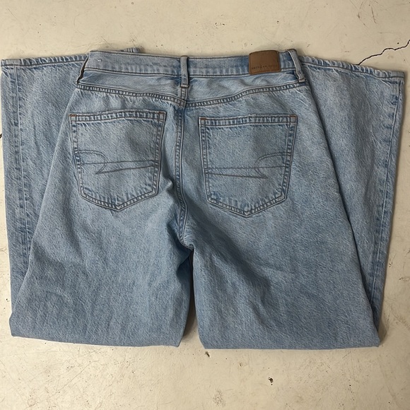 SOLD - Picture 3 of 4